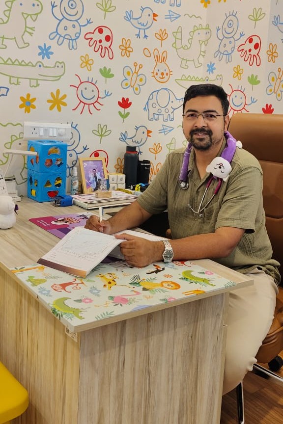 Dr. Sriram Bonu - Neonatologist and Pediatrician